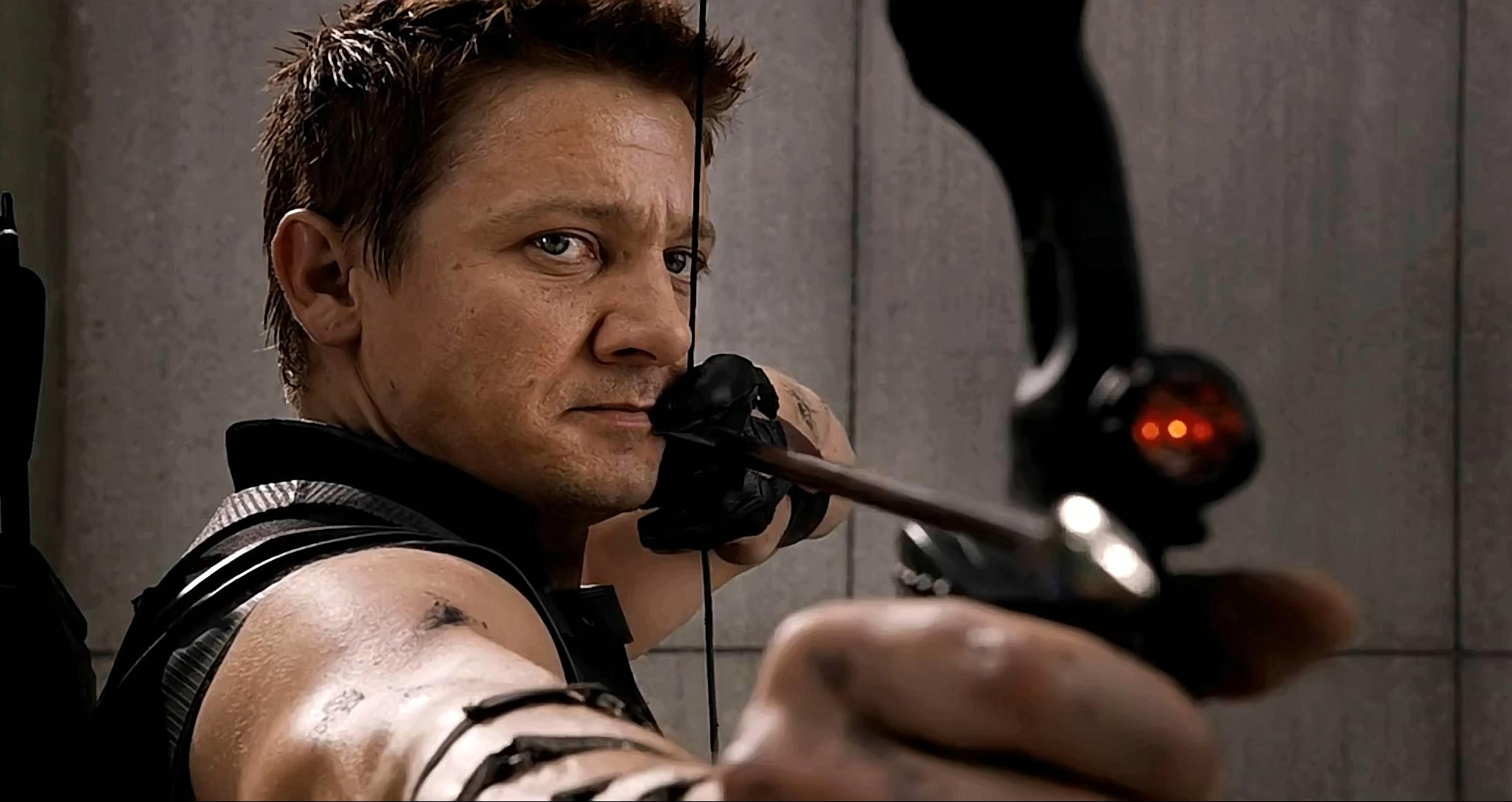 jeremy renner workout avengers